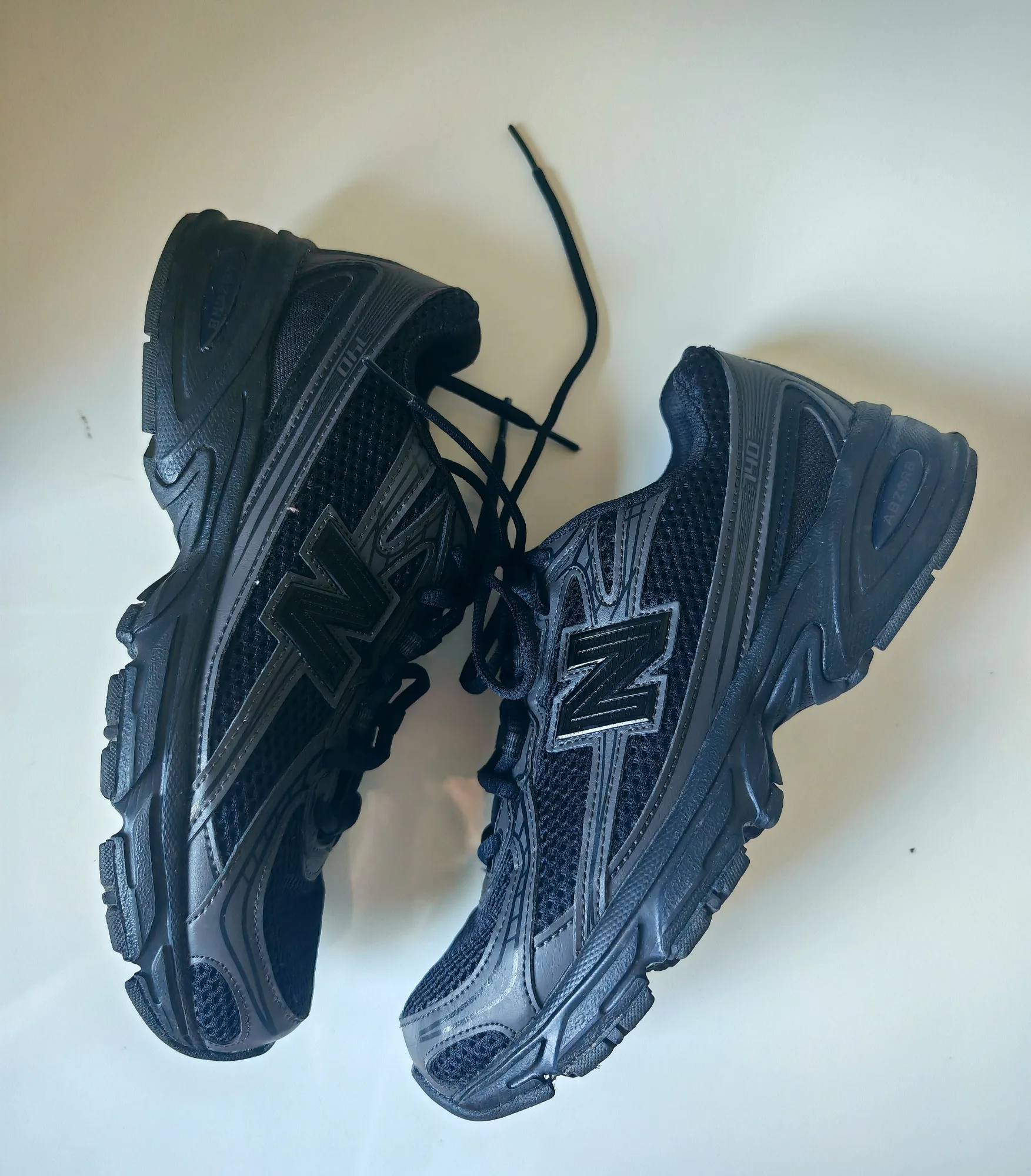 NEW BALANCE - 1