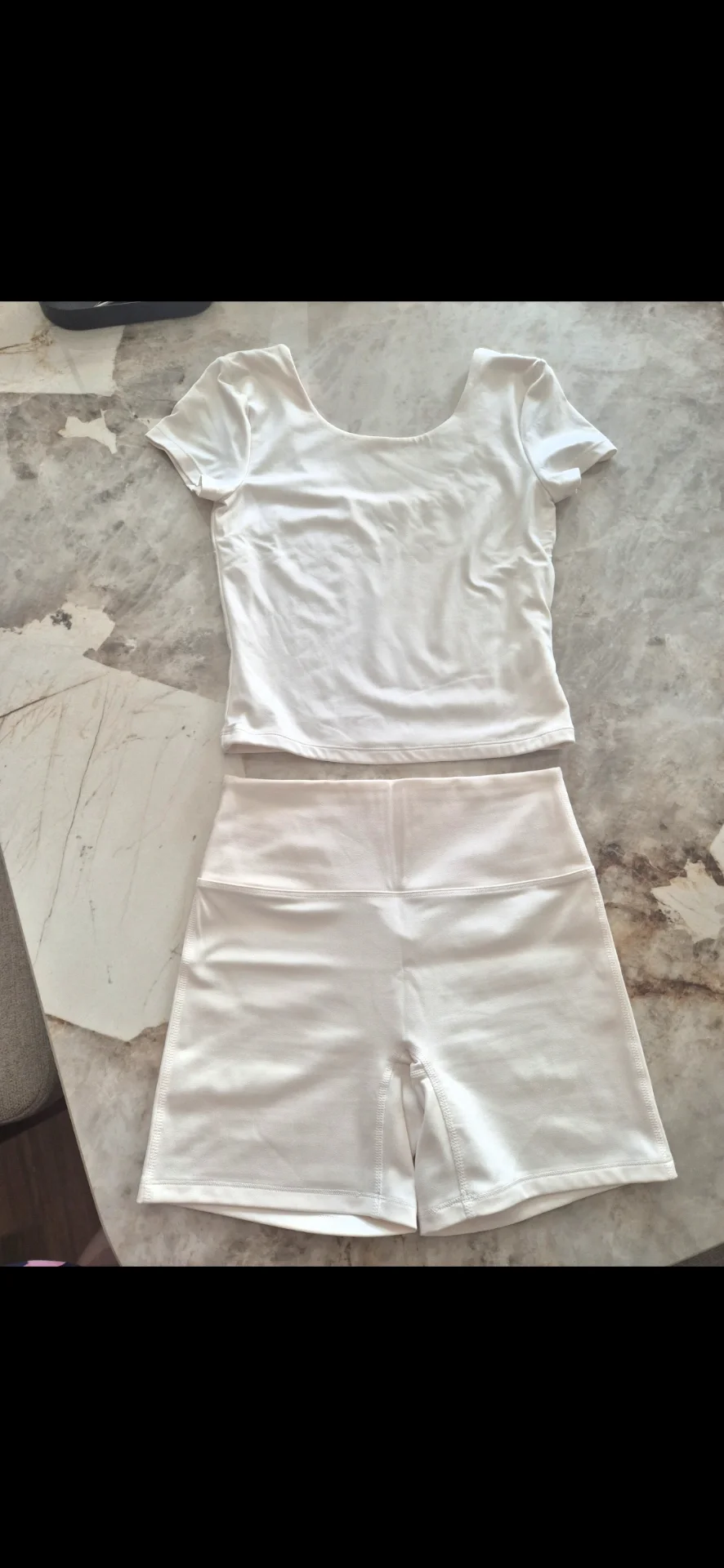 H&M soft move komplet nov - 1