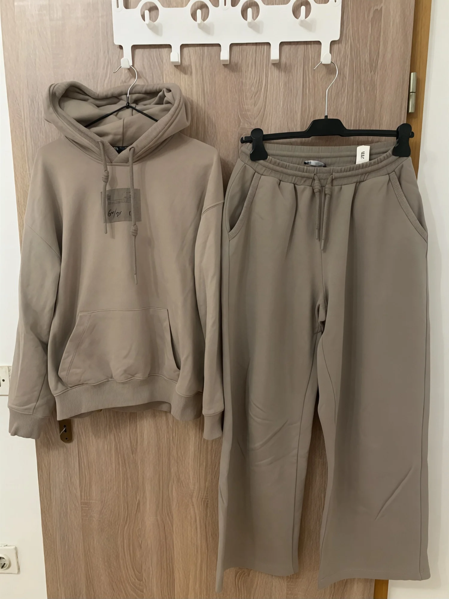 Zara pamucni trenerki L - 1